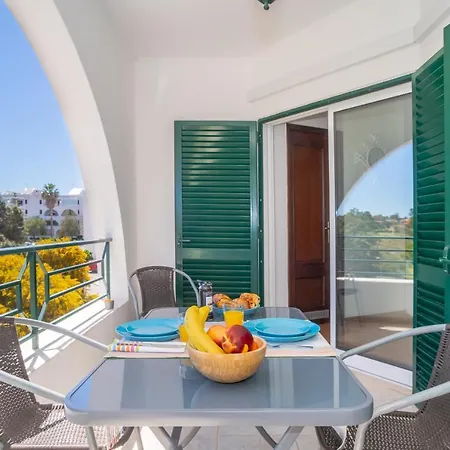 Magnifico Perto Da *